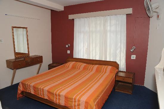 Hotel Misty Woods Dharamshala Ngoại thất bức ảnh